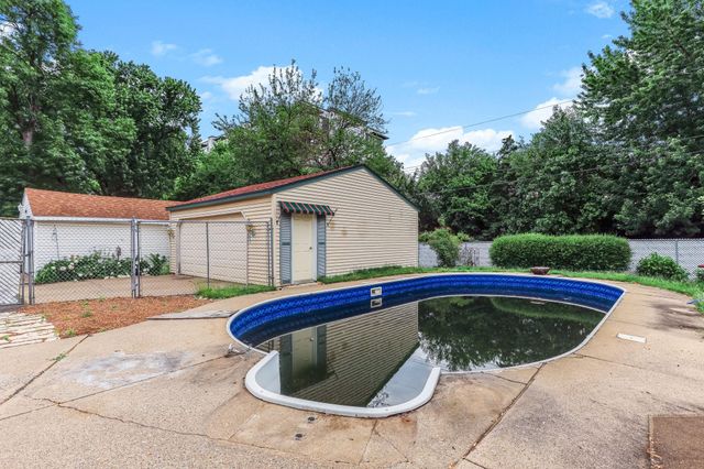 6237 Russell Avenue S, Richfield, MN 55423