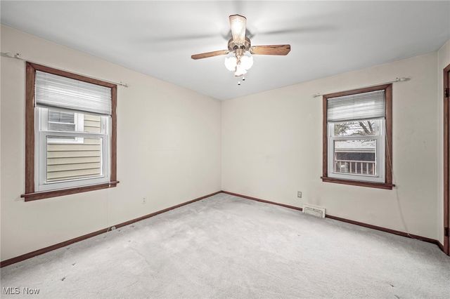 1199 Mayfield Ridge Road, Mayfield Heights, OH 44124