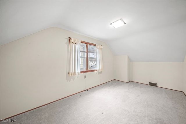 1199 Mayfield Ridge Road, Mayfield Heights, OH 44124