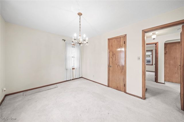 1199 Mayfield Ridge Road, Mayfield Heights, OH 44124