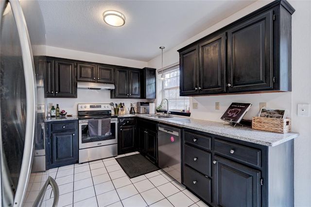 3201 Walnut Road, Norman, OK 73072