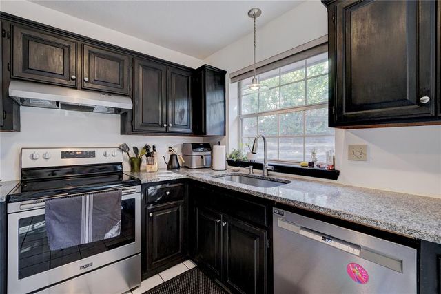 3201 Walnut Road, Norman, OK 73072