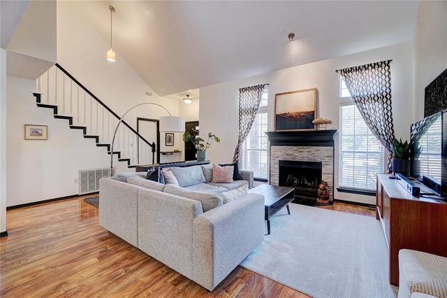 3201 Walnut Road, Norman, OK 73072