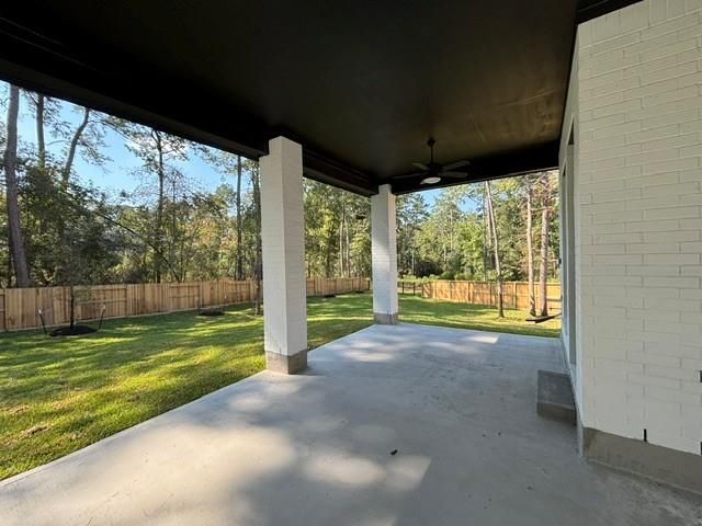333 Magnolia Bloom Court, Willis, TX 77318