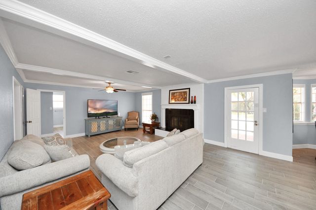 5810 Wanakah Drive, Houston, TX 77069