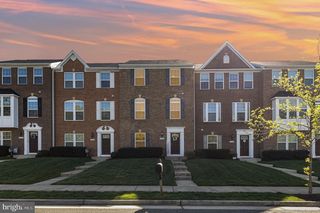 1106 OAKWOOD ST, Fredericksburg, VA 22401