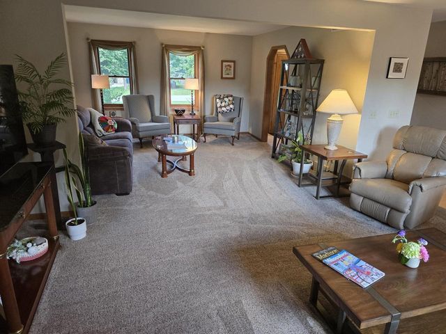 6722 Token Way, Deforest, WI 53532