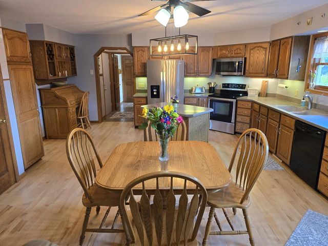 6722 Token Way, Deforest, WI 53532