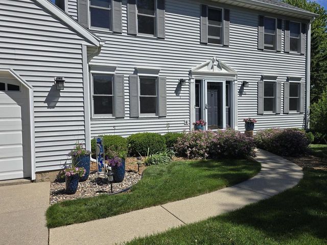 6722 Token Way, Deforest, WI 53532