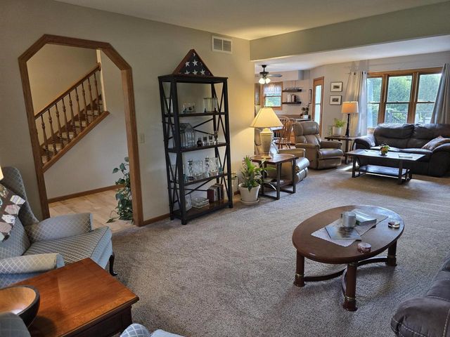 6722 Token Way, Deforest, WI 53532