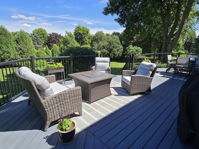 6722 Token Way, Deforest, WI 53532