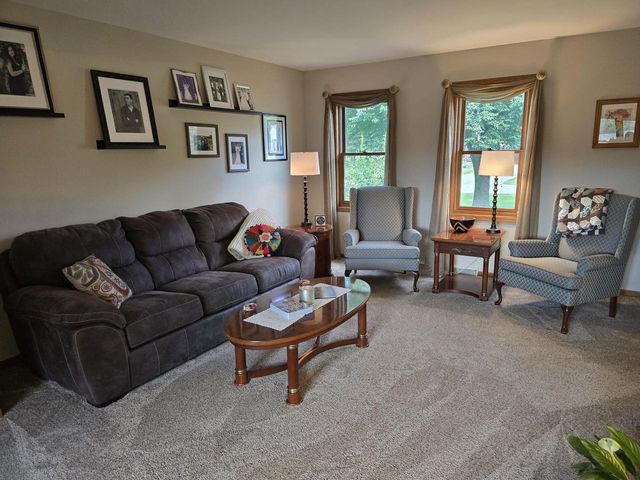 6722 Token Way, Deforest, WI 53532