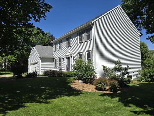 6722 Token Way, Deforest, WI 53532