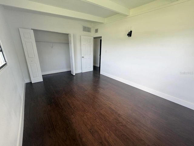 1310 WARRINGTON WAY, Tampa, FL 33619