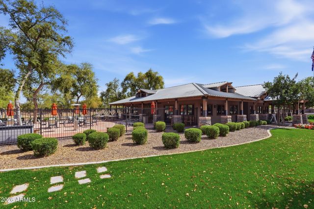 3989 E LOS ALTOS Drive, Gilbert, AZ 85297