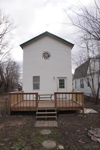 302 Walnut Street, Elmwood Place, OH 45216