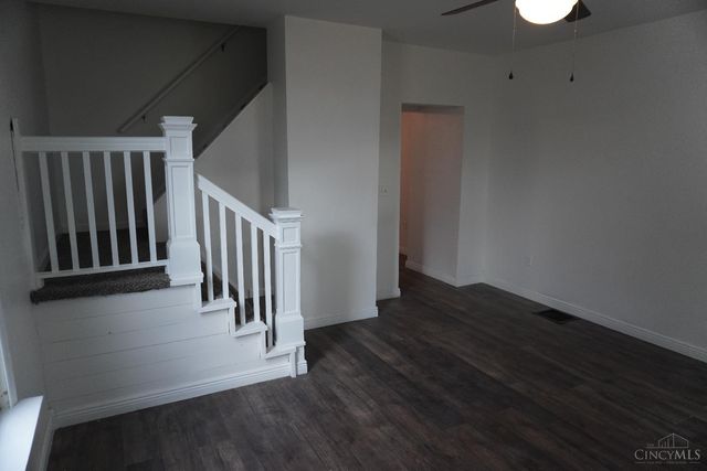 302 Walnut Street, Elmwood Place, OH 45216