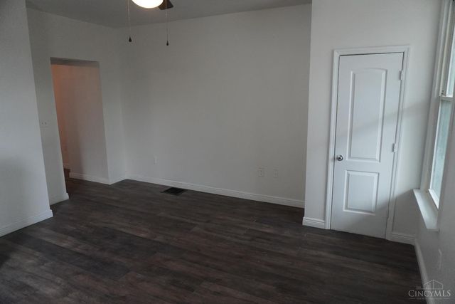 302 Walnut Street, Elmwood Place, OH 45216