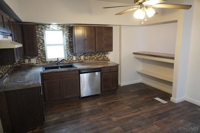 302 Walnut Street, Elmwood Place, OH 45216