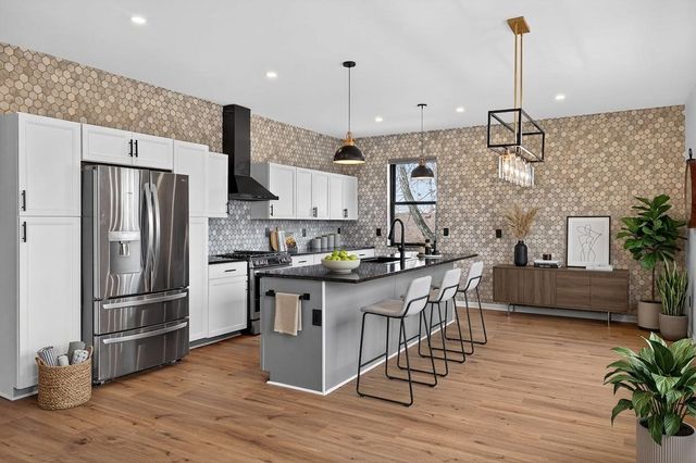 200 Avawam Drive, Richmond, KY 40475