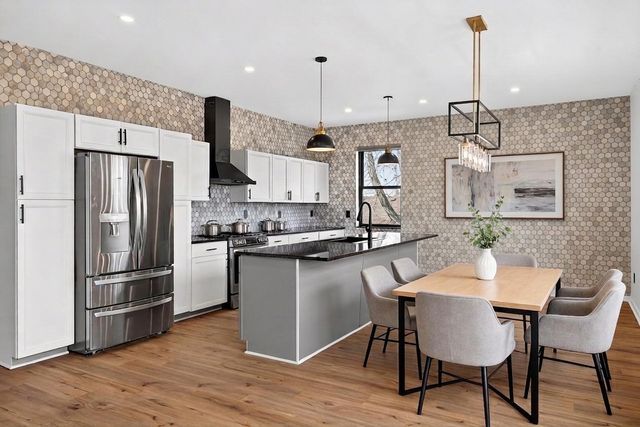 200 Avawam Drive, Richmond, KY 40475