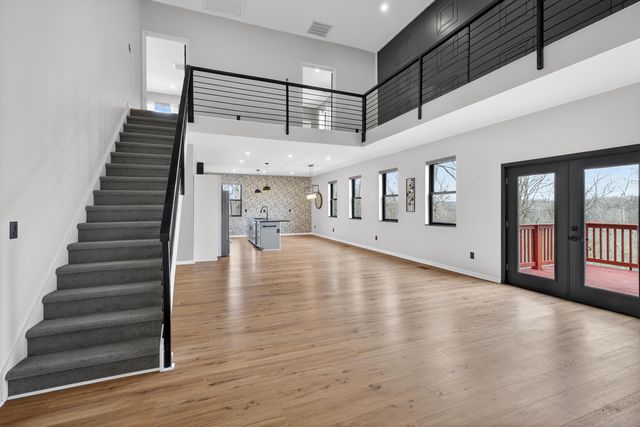 200 Avawam Drive, Richmond, KY 40475