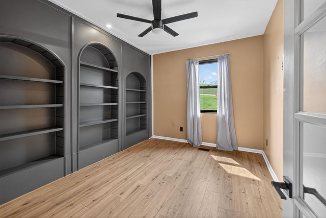 200 Avawam Drive, Richmond, KY 40475