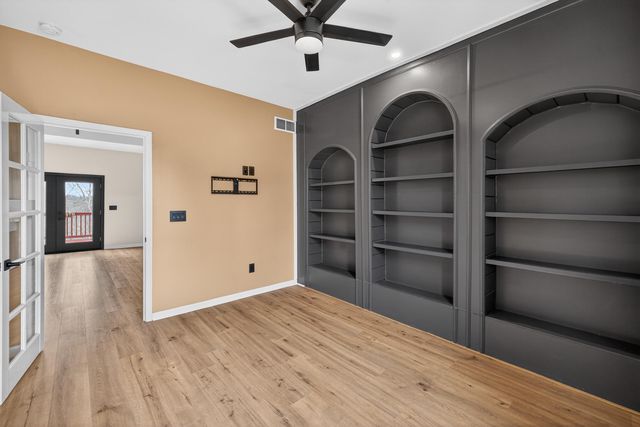 200 Avawam Drive, Richmond, KY 40475