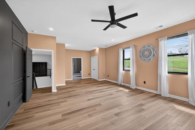 200 Avawam Drive, Richmond, KY 40475