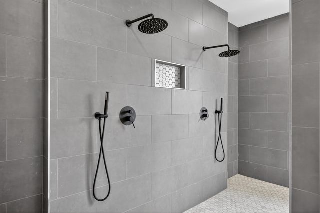 200 Avawam Drive, Richmond, KY 40475