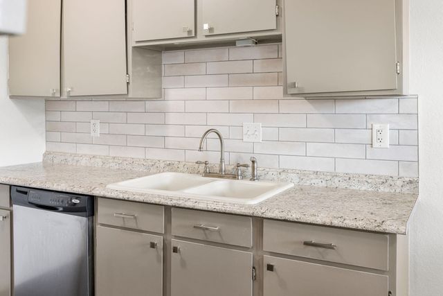 2240 Tarpley Road 484, Carrollton, TX 75006