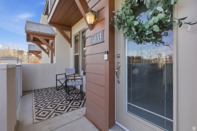 4833 W DAYBREAK PKWY, South Jordan, UT 84009