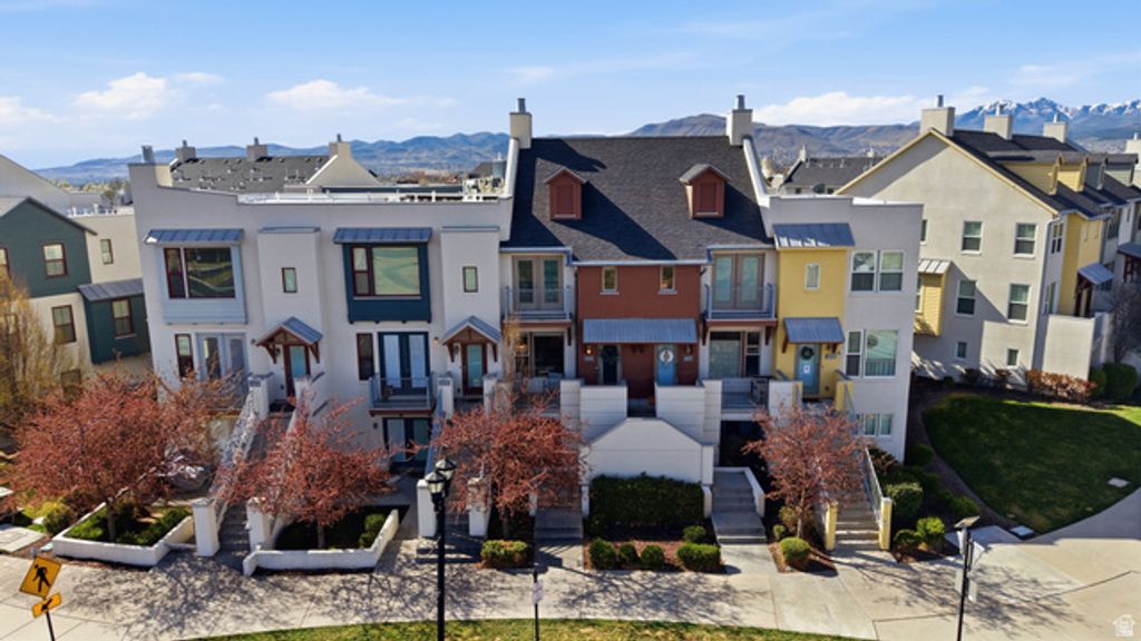 4833 W DAYBREAK PKWY, South Jordan, UT 84009