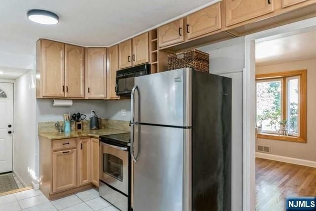 26 Pleasant Avenue, Tenafly, NJ 07670