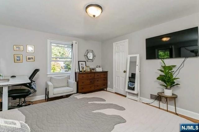 26 Pleasant Avenue, Tenafly, NJ 07670