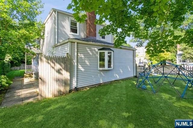 26 Pleasant Avenue, Tenafly, NJ 07670