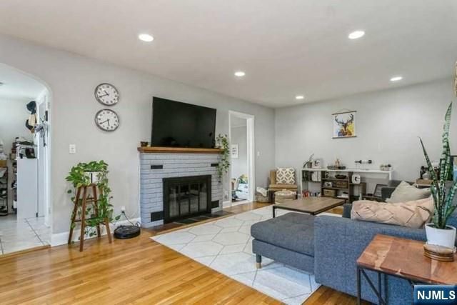 26 Pleasant Avenue, Tenafly, NJ 07670