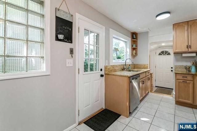 26 Pleasant Avenue, Tenafly, NJ 07670