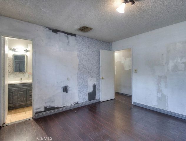 4863 Elizabeth Street, Cudahy, CA 90201