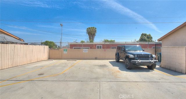 4863 Elizabeth Street, Cudahy, CA 90201