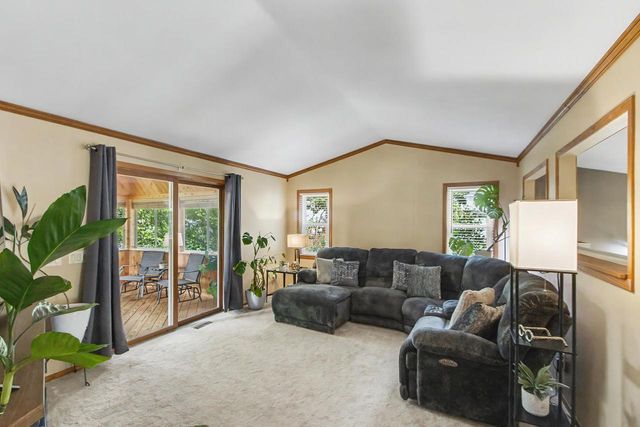 5642 Irongate Drive, Madison, WI 53716