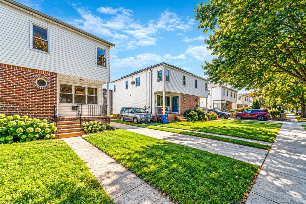 1313 Remsen Avenue, Brooklyn, NY 11236 — photo 3