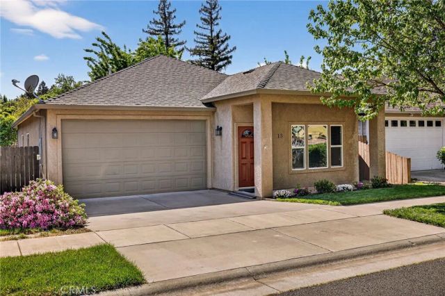 13 Venetian Court, Chico, CA 95973