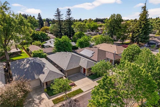 13 Venetian Court, Chico, CA 95973