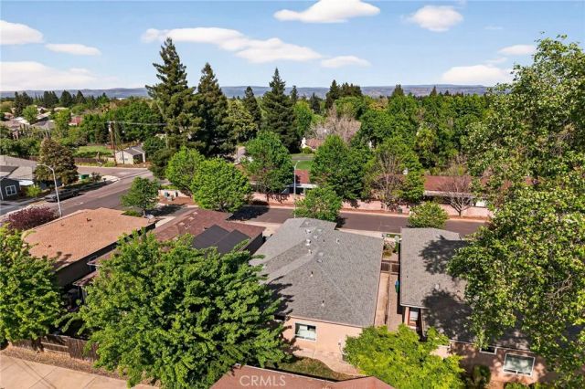 13 Venetian Court, Chico, CA 95973