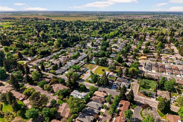 13 Venetian Court, Chico, CA 95973