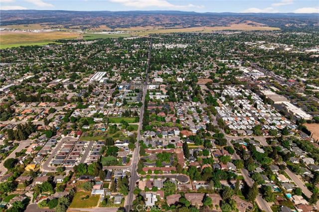 13 Venetian Court, Chico, CA 95973