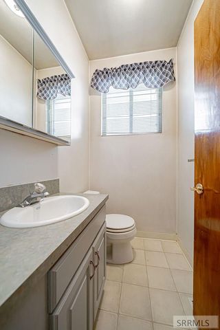 706 E 16th Street, Idaho Falls, ID 83404