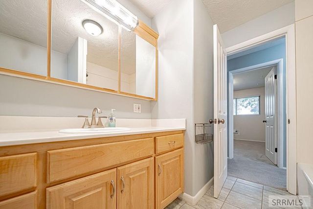 706 E 16th Street, Idaho Falls, ID 83404