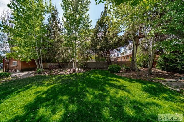706 E 16th Street, Idaho Falls, ID 83404